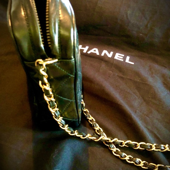 Beautiful Vintage Chanel quilted shoulder bag - Picture 8 of 16